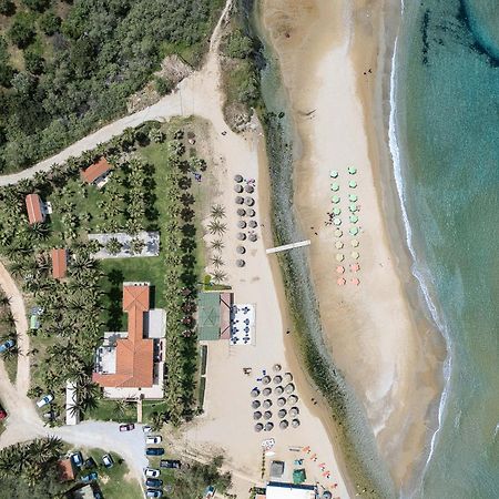 La Palma Beachfront Suites Джорджополис Екстериор снимка