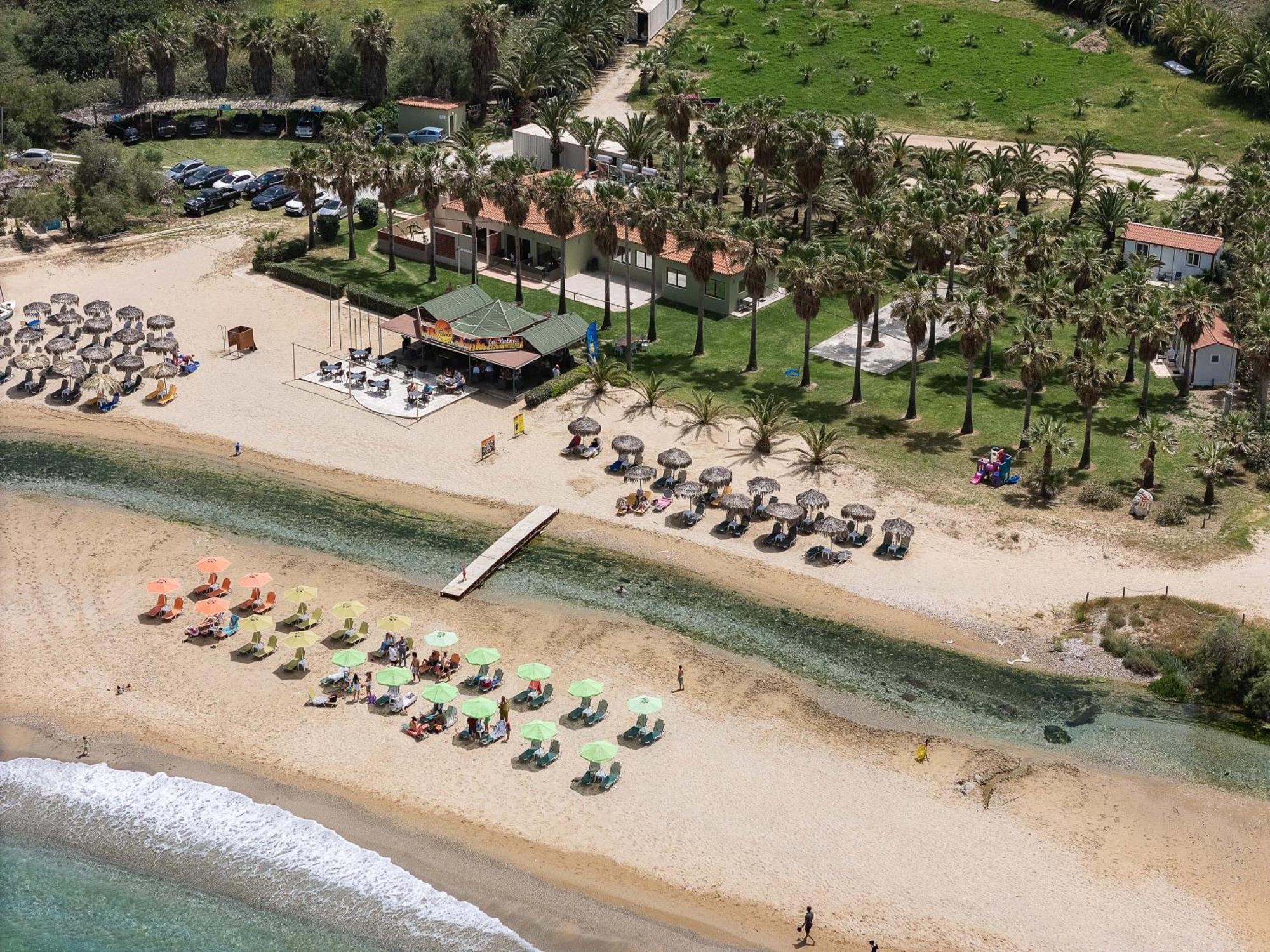 La Palma Beachfront Suites Джорджополис Екстериор снимка
