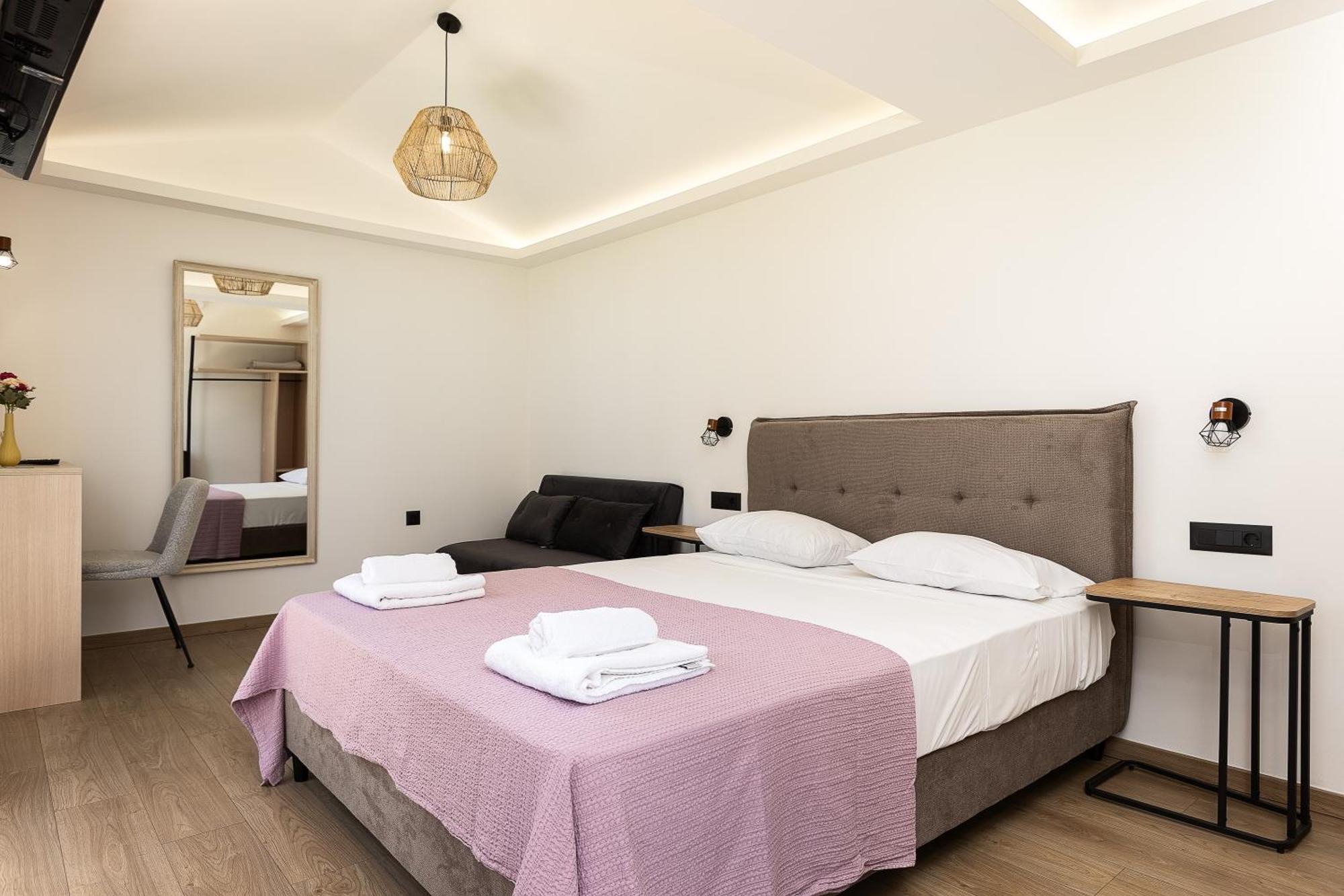 La Palma Beachfront Suites Джорджополис Екстериор снимка